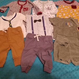 Lot of 6 baby outfits size 0-3 months